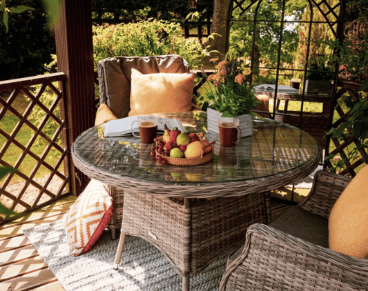 Compact Comfort: Create Cosy Outdoor Nooks in Limited Spaces
