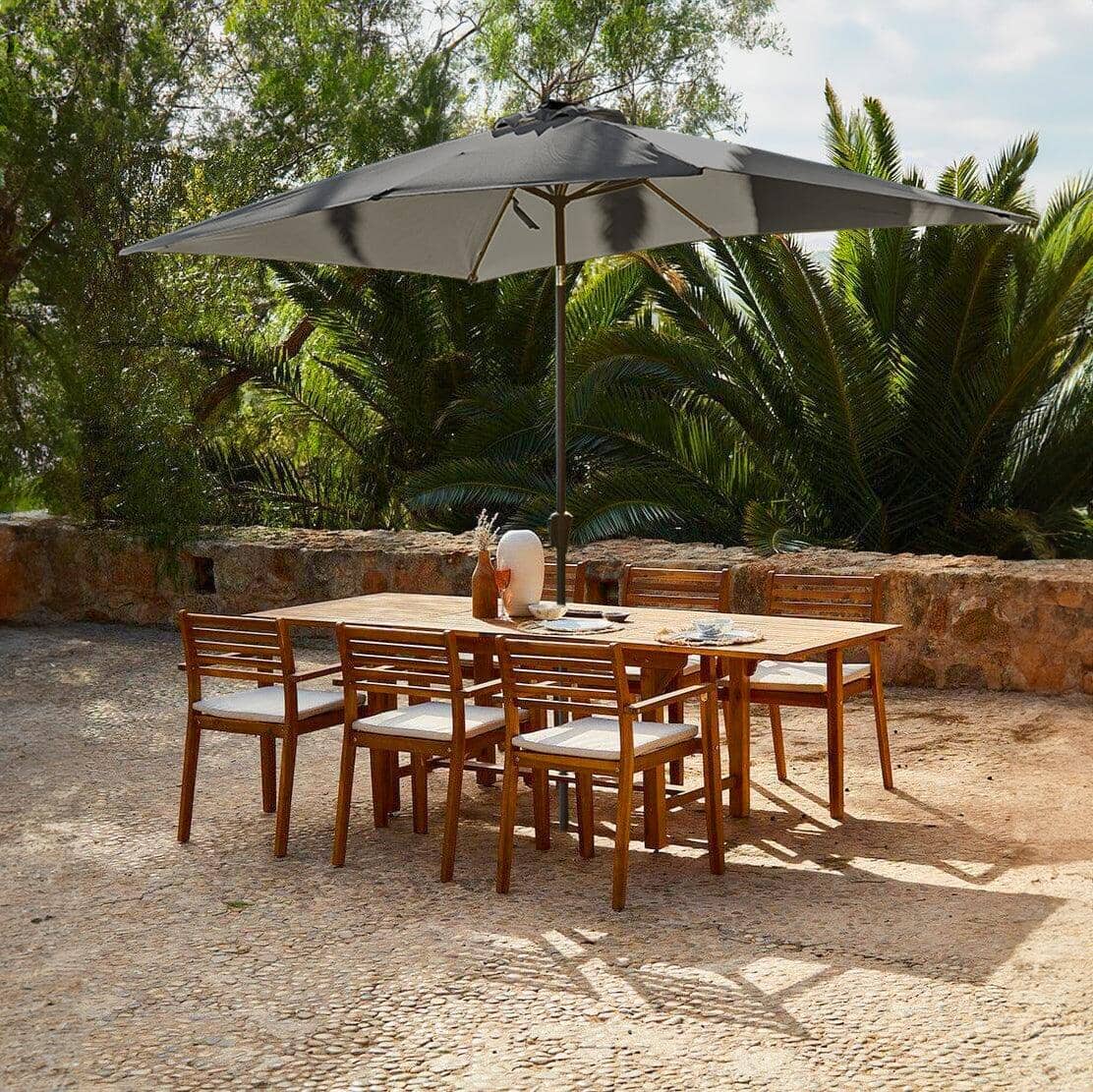 Aspen 6 Seater Wooden Extendable Garden Dining Set with addon 2m-by-3m-parasol-gry - Laura James