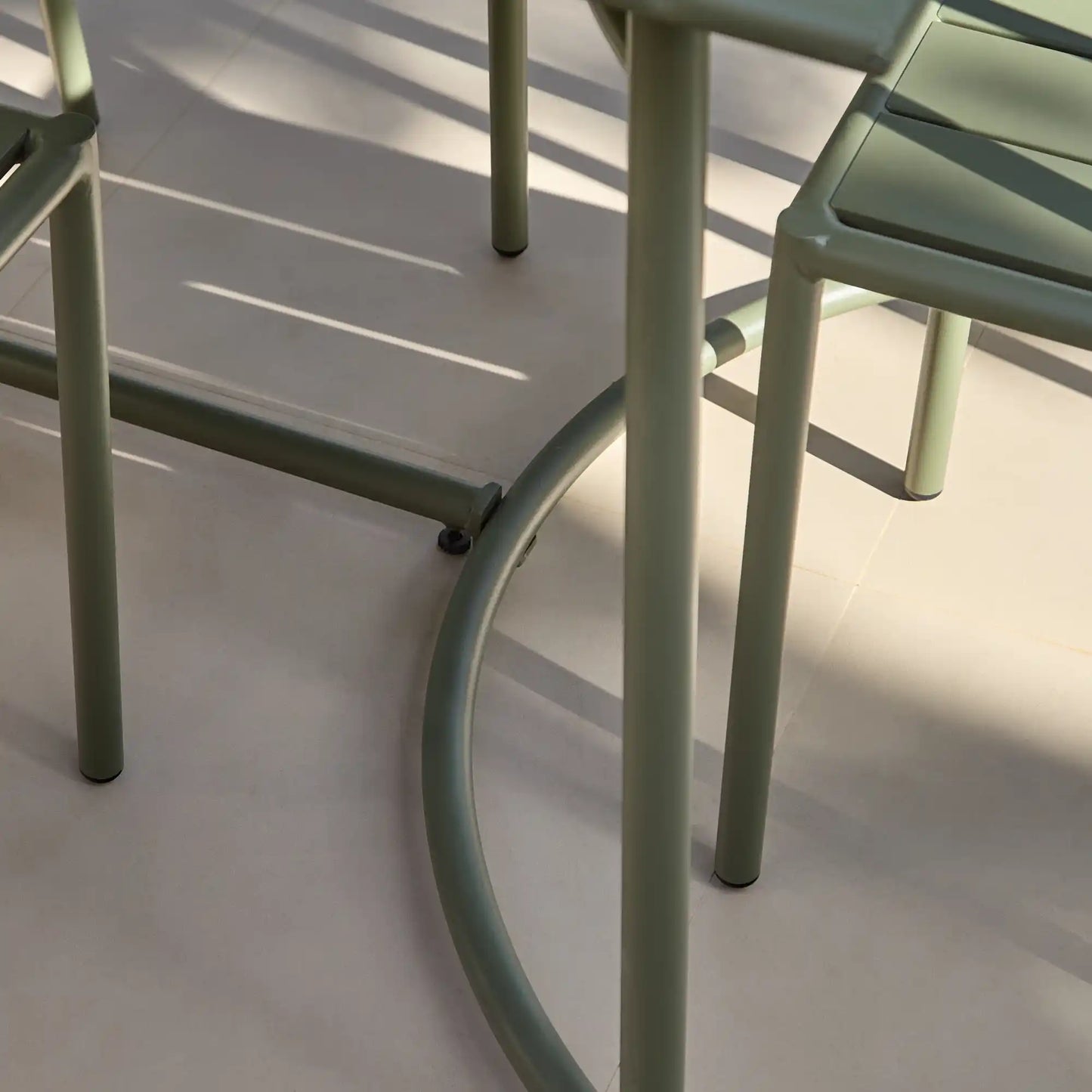 Wilder Rectangular Dining Table - Laura James 
