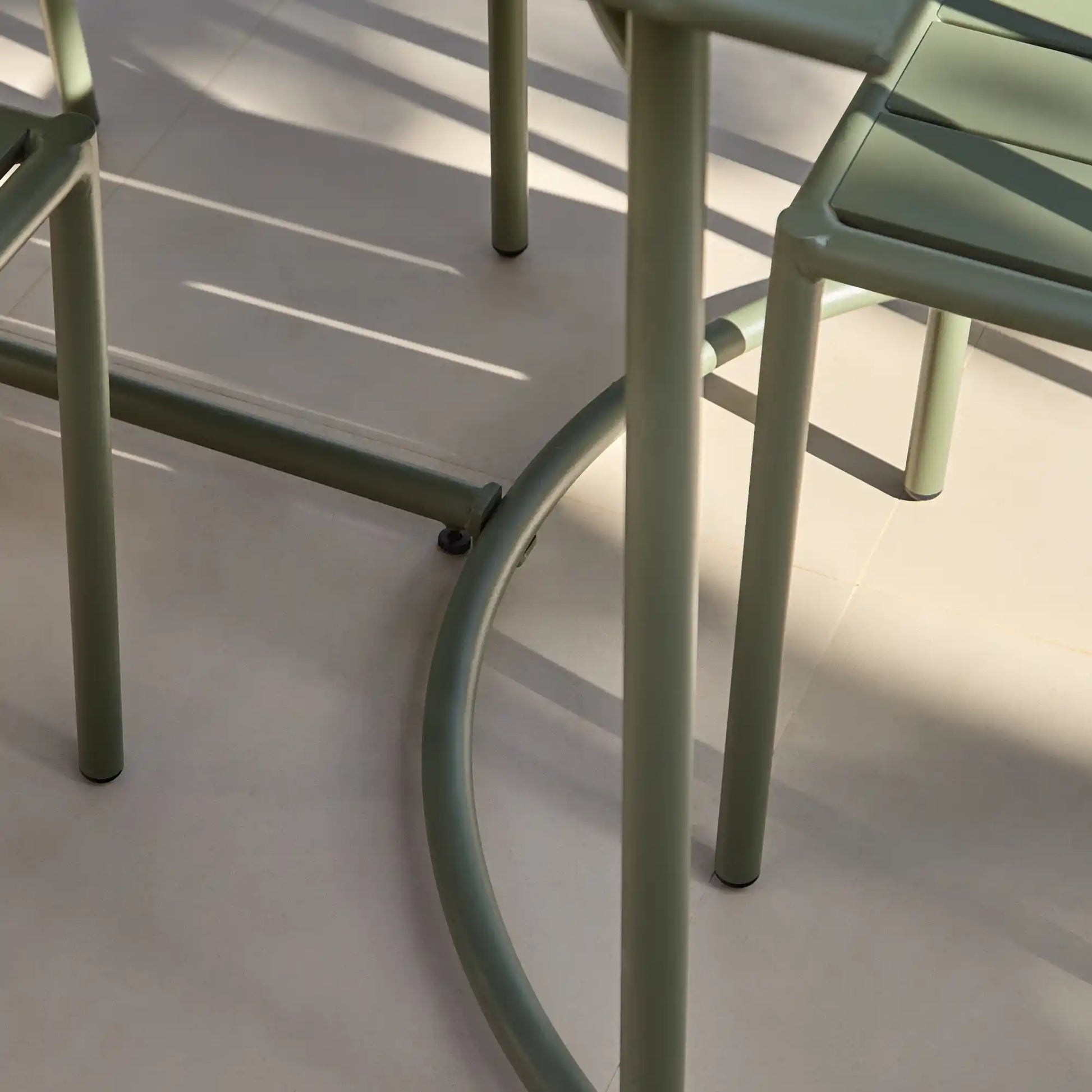 Wilder Rectangular Dining Table - Laura James 

