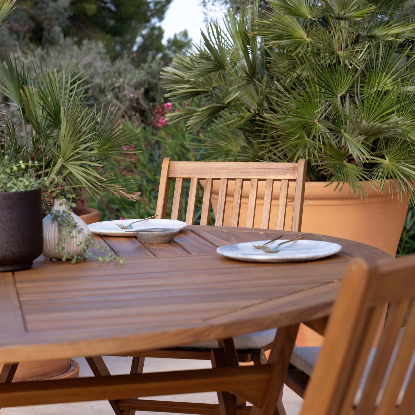 Ashby 6 Seater Round Wooden Garden Dining Set with Arms - 130cm