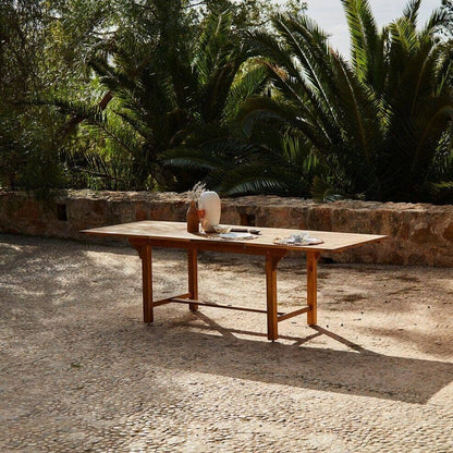 Aspen 6 Seater Wooden Extendable Garden Dining Set with Cushions