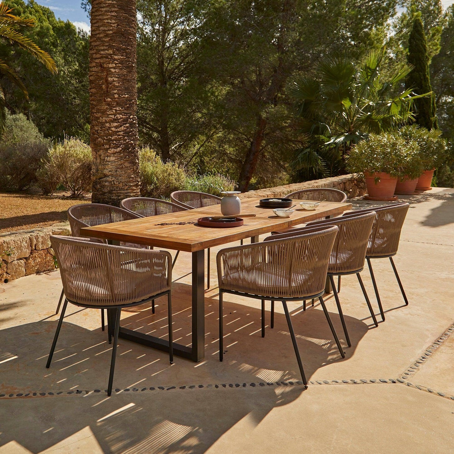 Hali Table & Hali Chairs Natural Garden Furniture