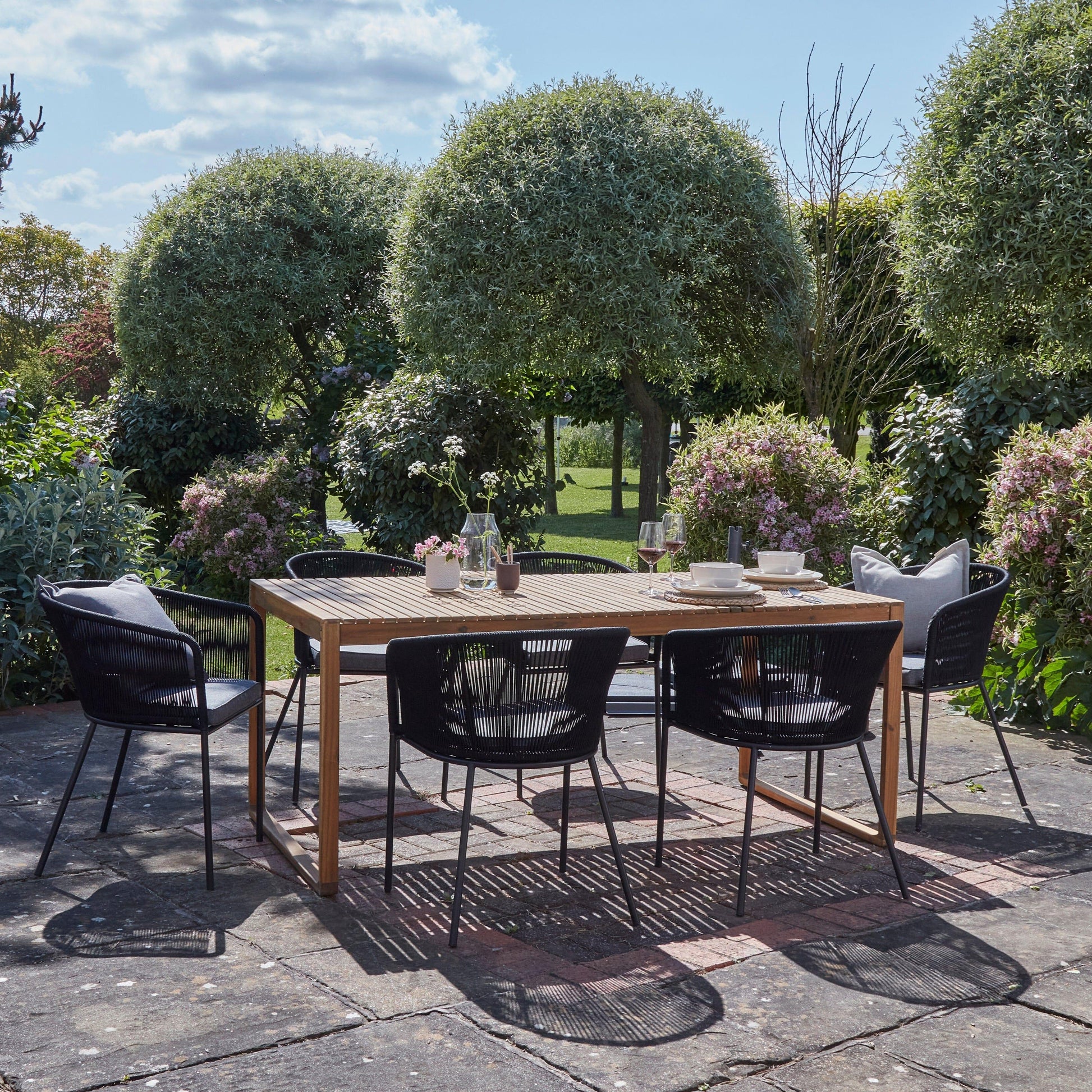 Lennox Table with 6 Black Hali Dining Chairs