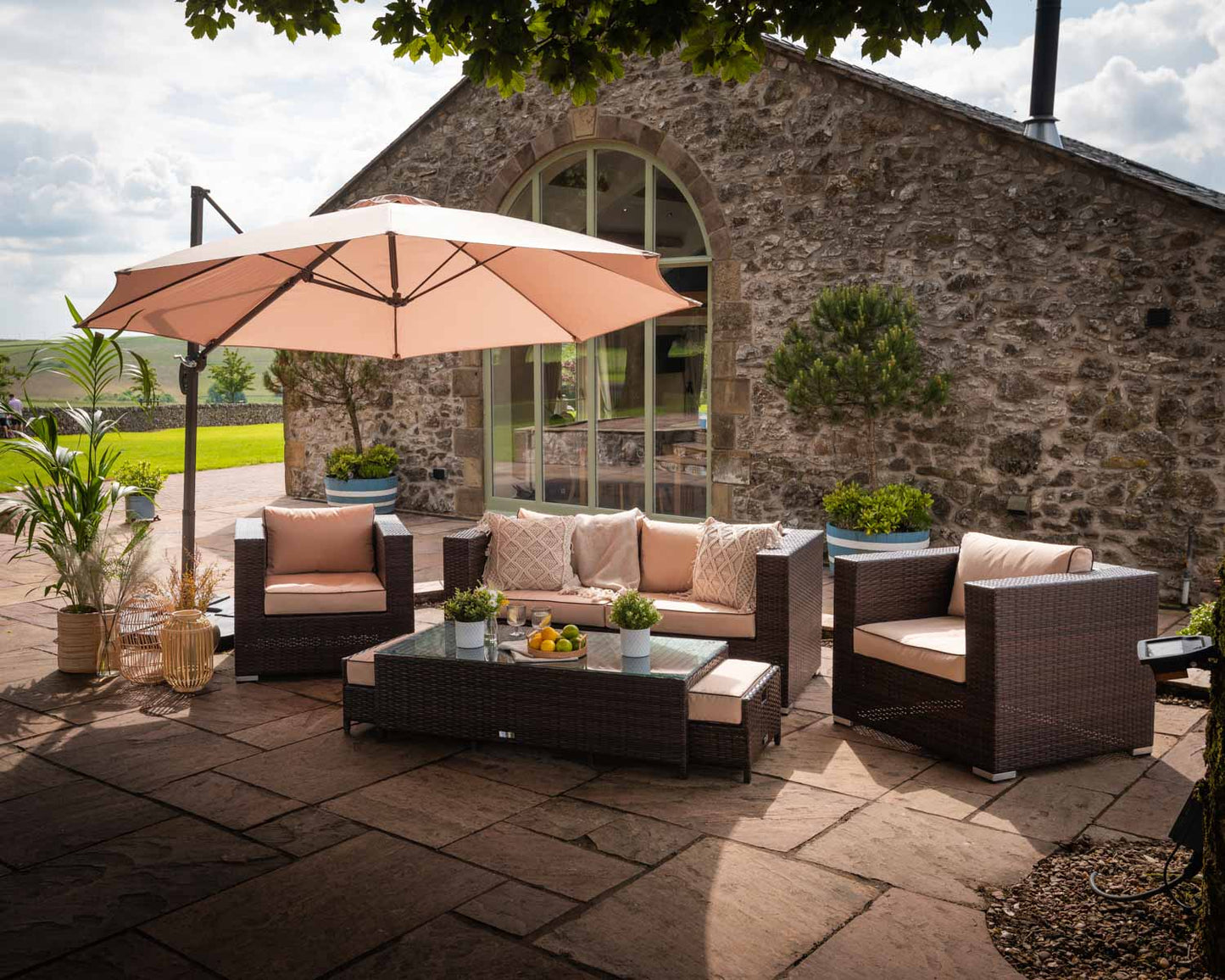 Ascot 2 Seater Rattan Garden Sofa Set in Chocolate and Cream