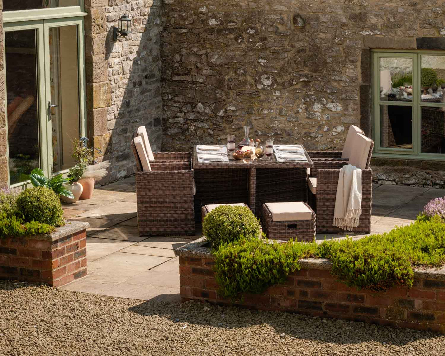 Barcelona 4 Seater Cube Set With Footstools in Truffle Brown and Cream